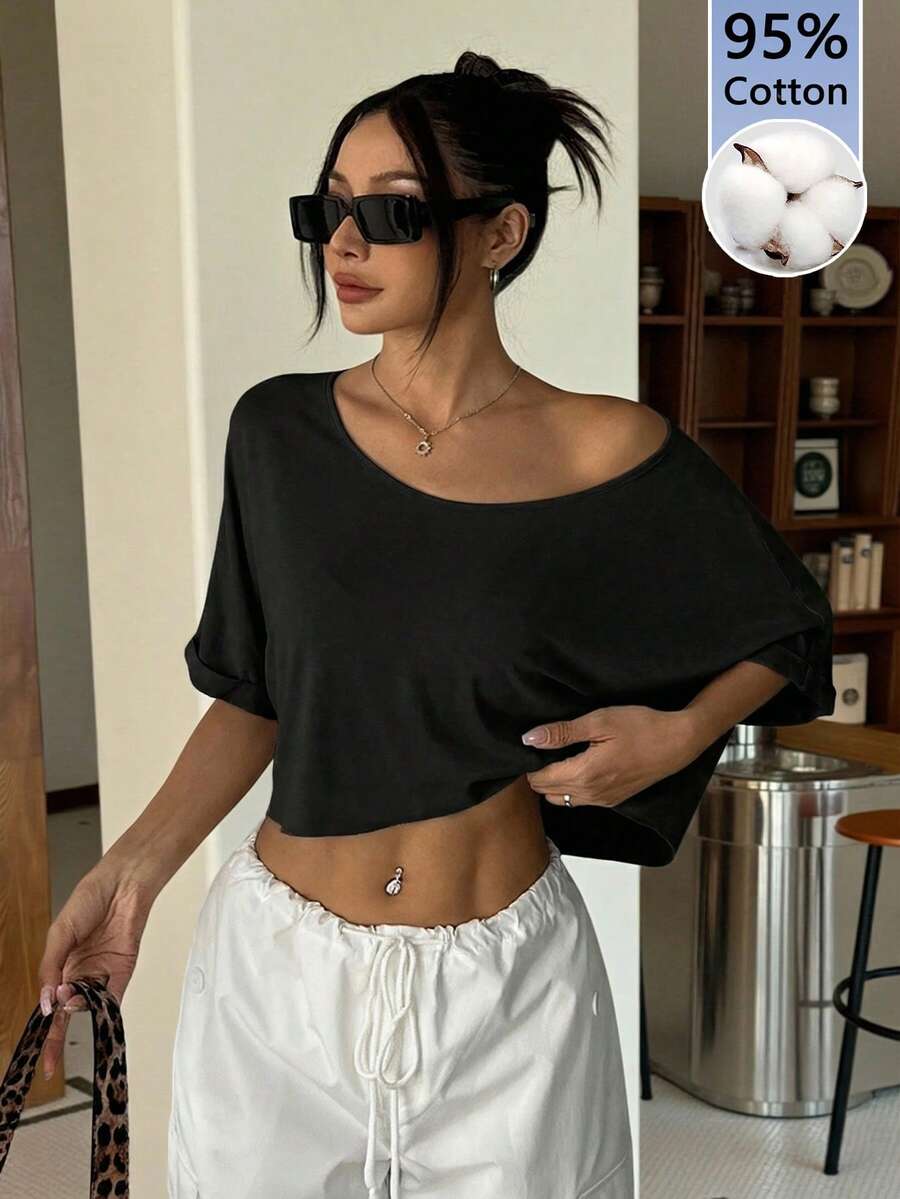 SHEIN EZwear 舒适性感露肩休闲黑色针织宽松单肩宽领T恤，时尚别致 - 黑色 - 查看 1