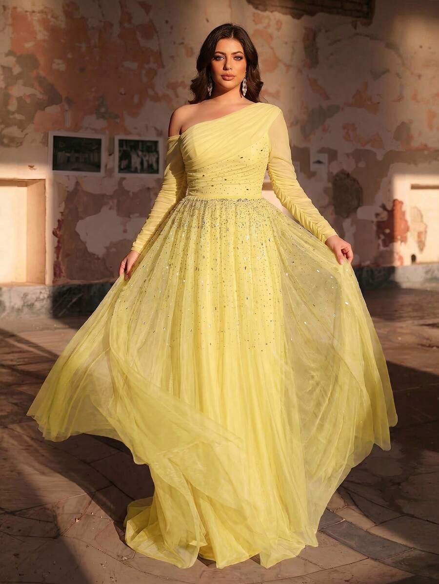 Aureia Gaun Pengantin Musim Panas Kuning Elegan Ukuran Plus, Gaun Pesta Formal Prom Gala Lengan Panjang Transparan Tanpa Bahu dengan Tambalan Jala dan Mutiara serta Berlian Imitasi - Mustard Yellow - View 1