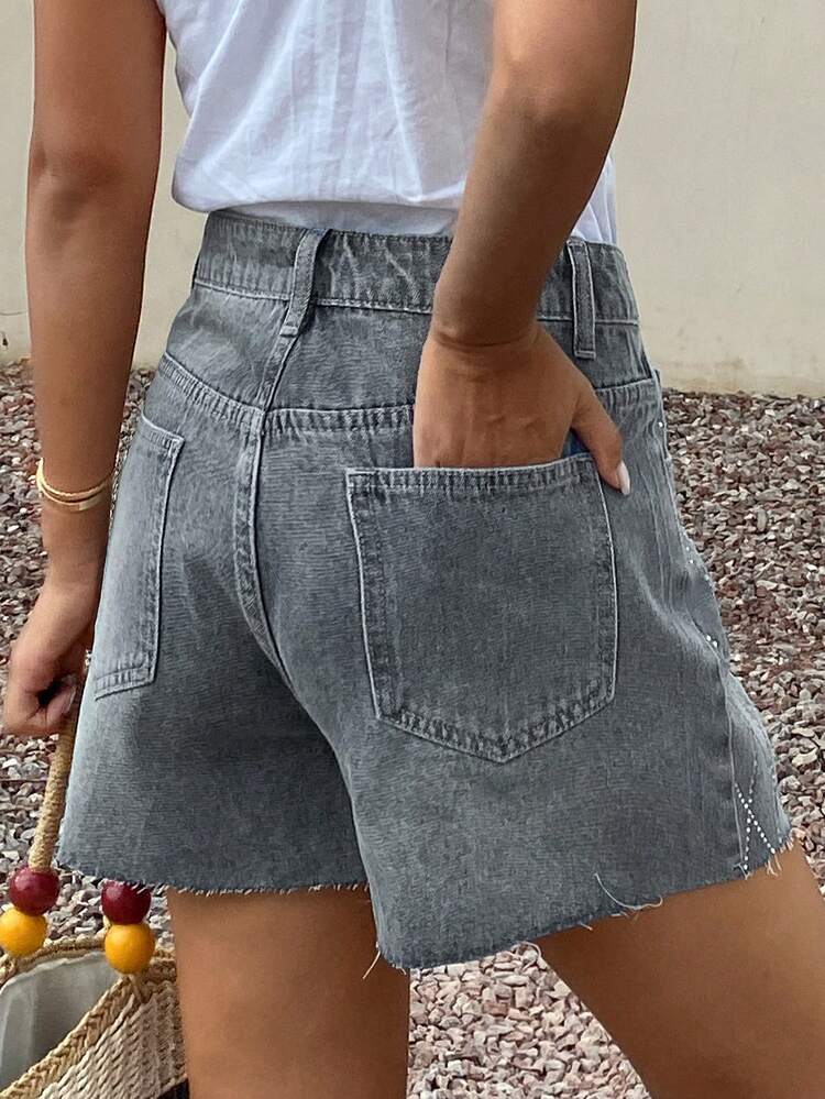 Blue Frayed Hem Loose Rhinestone Embellished Women Casual Denim Shorts