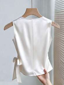 Easura Blouse élégante pour femmes grandes tailles, col carré, design avec boucle métallique - Blanc - Voir 5