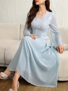 Graceveil 优雅V领蕾丝拼接刺绣长袖连衣裙 - 水藍色 - 查看 7