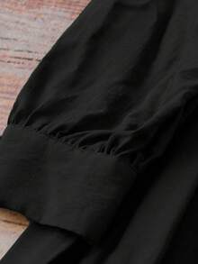 SHEIN LUNE CURVE 大码女装畅销圆领长袖优雅休闲宽松褶裥连衣裙，单排扣亚麻设计，适合日常外出、聚会和居家穿着。 - 黑色 - 查看 3