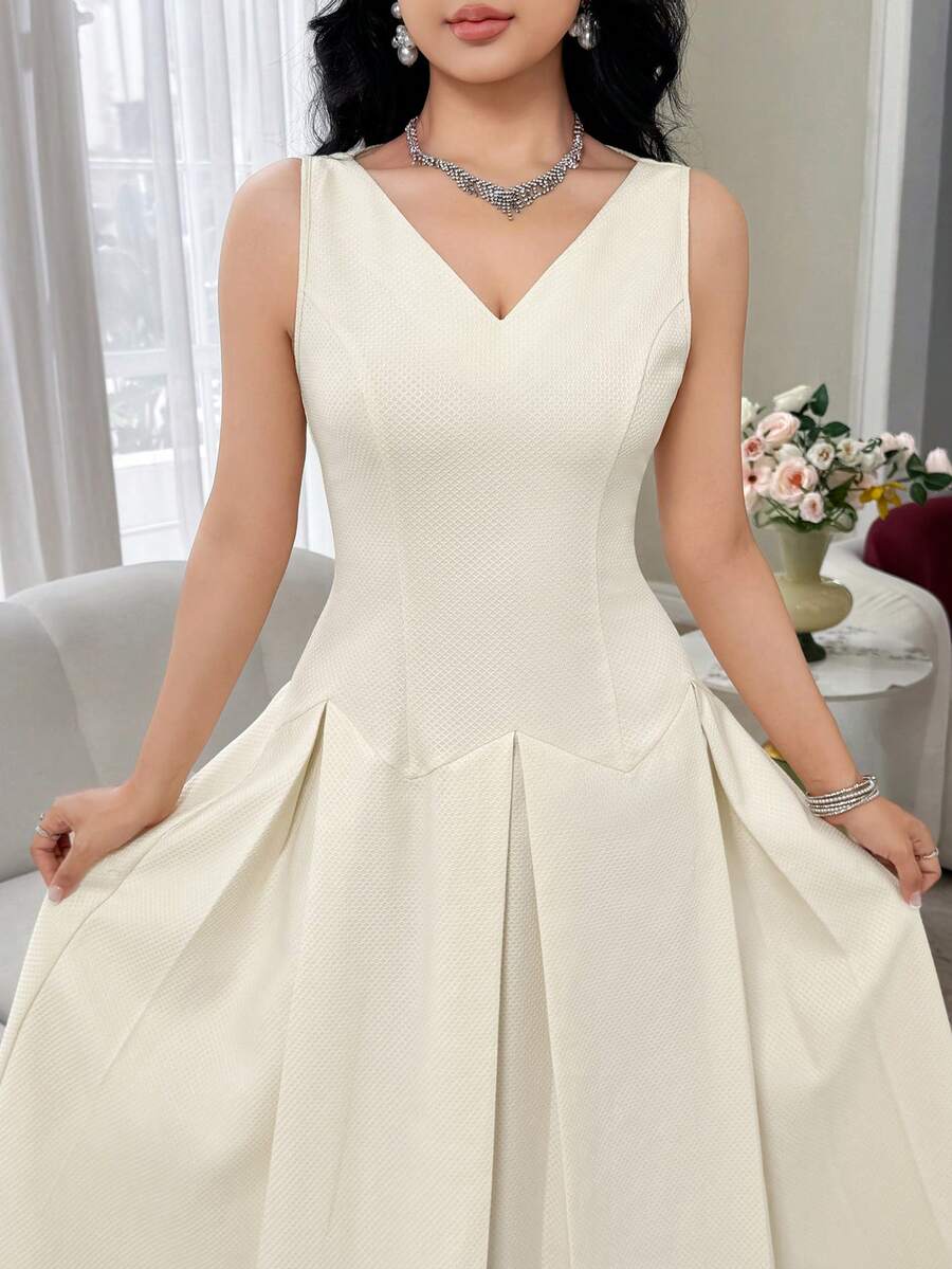 Feyla Women's Solid Color V-Neck Sleeveless Pleated Hem Elegant Dress