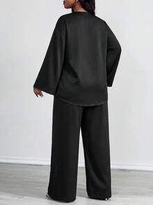 SHEIN PETITE CURVE 大码女式休闲两件套，前系带长袖上衣和裤子套装，纯色牛仔蓝，大码女式两件套沙滩装，商务休闲女装 - 黑色 - 查看 2