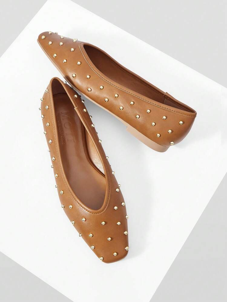RIVET DETAIL SQUARE TOE FLATS