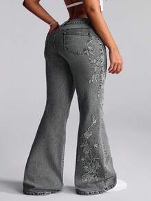 SHEIN CURVE+ Plus Size Women Pocketed Button Floral Pattern Casual Versatile Daily Wear Flare Jeans - Grey - View 2