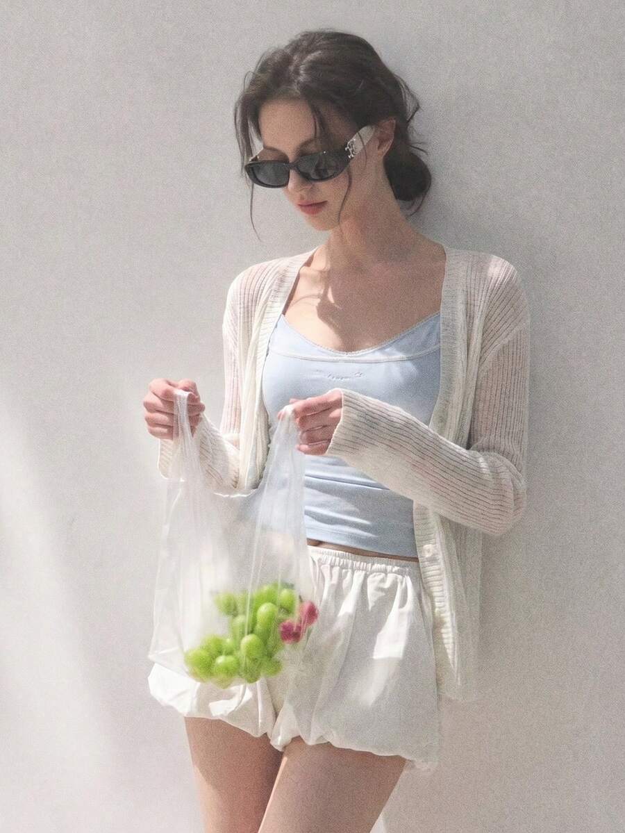 DAZY 女款純色V領長袖休閒度假輕量開襟衫,適合夏季校園可愛上衣 - 白色 - 查看 1