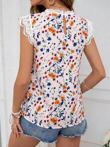 SHEIN VCAY Áo sơ mi nữ dệt in họa tiết, cổ tròn, có khuy cài và viền ren phối hợp, thích hợp cho kỳ nghỉ lễ. - Màu Hồng baby - Xem 2