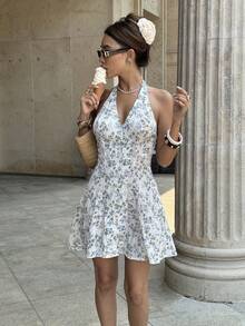 SHEIN PariChic Vestido de línea A con escote en V, cuello halter y espalda descubierta, con estampado floral, estilo romántico francés de verano - Multicolor - Ver 6
