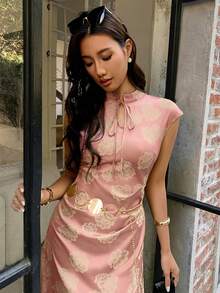 EastFlair 新款中国风绿色提花长裙，女士夏季连衣裙，夏季服装，夏季度假服装，春季女装，度假服装，海滩度假服装，外出服装，优雅女士礼服，度假连衣裙，沙滩连衣裙，奢华优雅连衣裙，女士碎花连衣裙，黄绿色连衣裙 - 粉色 - 查看 2