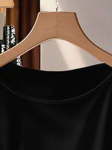 Bộ đồ 2 mảnh dành cho nữ cỡ lớn, màu trơn, cổ tròn, xếp ly, kiểu dáng thường ngày, gồm áo và quần. - Nhiều màu - Xem 3