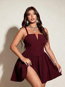 SHEIN Galaire Đầm cocktail nhẹ, thanh lịch, cỡ lớn dành cho nữ, kiểu dây mảnh, thích hợp dự tiệc. - Màu Đỏ Sâu - Xem 1