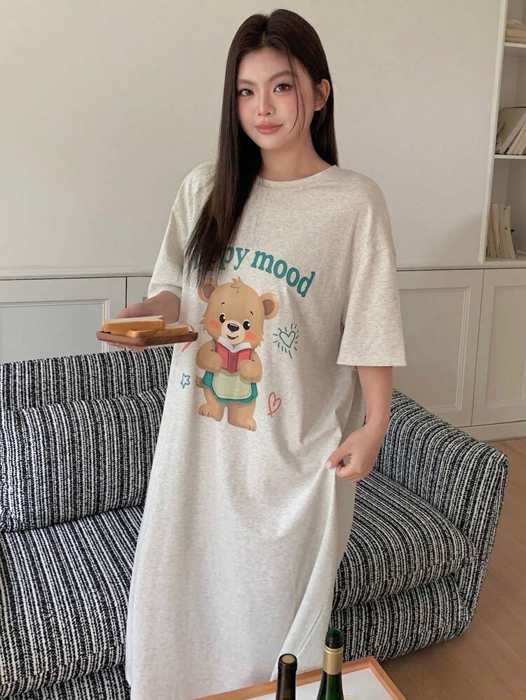 Dazy Plus Oversized Round Neck Short Sleeve Bear Print Long Nightgown, Cute Loungewear