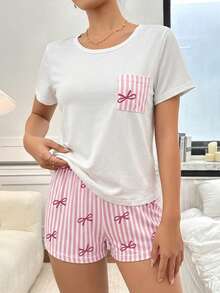 Doze Lane Bộ đồ ngủ 2 mảnh: Áo ngủ cổ tròn tay ngắn, có túi, in họa tiết nơ và sọc hồng, gồm áo và quần short. - Nhiều màu - Xem 5