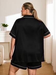 SHEIN CURVE+ 大码女装两件套：短袖衬衫和短裤 - 黑色 - 查看 2