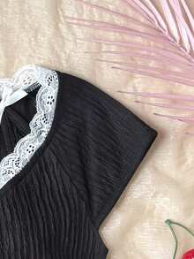 SHEIN Girlism Áo thun ngắn tay ôm sát, co giãn, màu trơn, cổ chữ V, viền ren, trang trí nơ ruy băng, dành cho bé gái tuổi teen, màu đen, kiểu Y2K. - màu đen - Xem 7