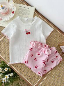 SHEIN 2件套女婴幼儿/新生儿0-3岁春夏可爱图案条纹针织樱桃刺绣短袖T恤和格子裤套装 - 粉色 - 查看 3