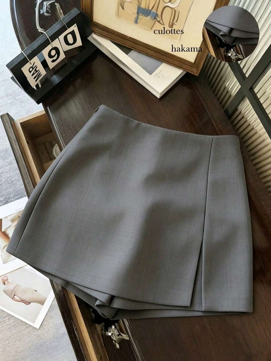 SHEIN Franclia Franclia Fashionable Casual Commute Versatile Textured Soft Fabric High Waist Slit Spring Autumn Summer Four Seasons Gray Women's Shorts Women's Skirts Double Layer Split Hem Suit Fabric A-Line Skirt Pants Women's Skirts And Trousers Women's Shorts Casual Women's Clothing Women's Mini Skirt High Waist Slim A-Line Split Short Skirt Versatile And Stylish Everyday Casual Wear, Urban Teacher's Professional Wear Women's Solid Color Casual Versatile Skirts Shorts Summer Shorts Spring Shorts - Grey - View 1