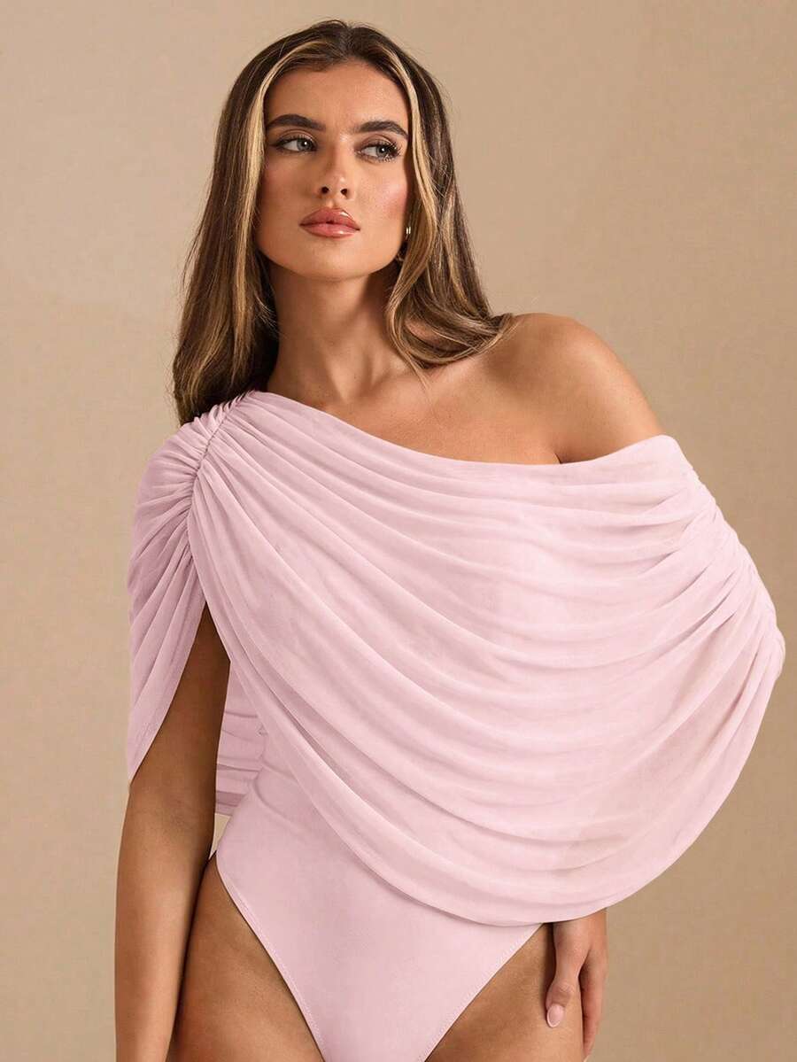 SHEIN BAE Áo liền thân dáng suông, xếp ly, trễ vai, màu nâu/cà phê trơn, kiểu dáng thanh lịch, thích hợp cho mùa Thu/Đông. Áo liền thân ôm sát, duyên dáng, kiểu dáng rủ. - Màu Hồng San hô - Xem 1