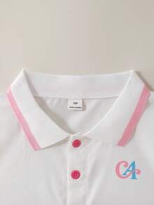 SHEIN Casuvi Kids 女童格子领无袖露脐上衣+百褶裙套装，粉色格子清新可爱，上衣饰有马匹图案，裙子侧边饰有白色滚边。适合暑期学校、文化活动、亲子下午茶等场合，甜美学院风，轻松打造可爱时尚的小公主造型。 - 白色 - 查看 8