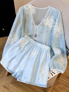 Franclia 女士优雅花卉刺绣薄纱灯笼袖上衣和短裤两件套，夏季 - 藍色 - View 2