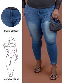CurvyTilda Plus Size Women Pocket Skinny Casual Everyday Wear Jeans, For Hourglass Body Shape - Dark Wash - View 1