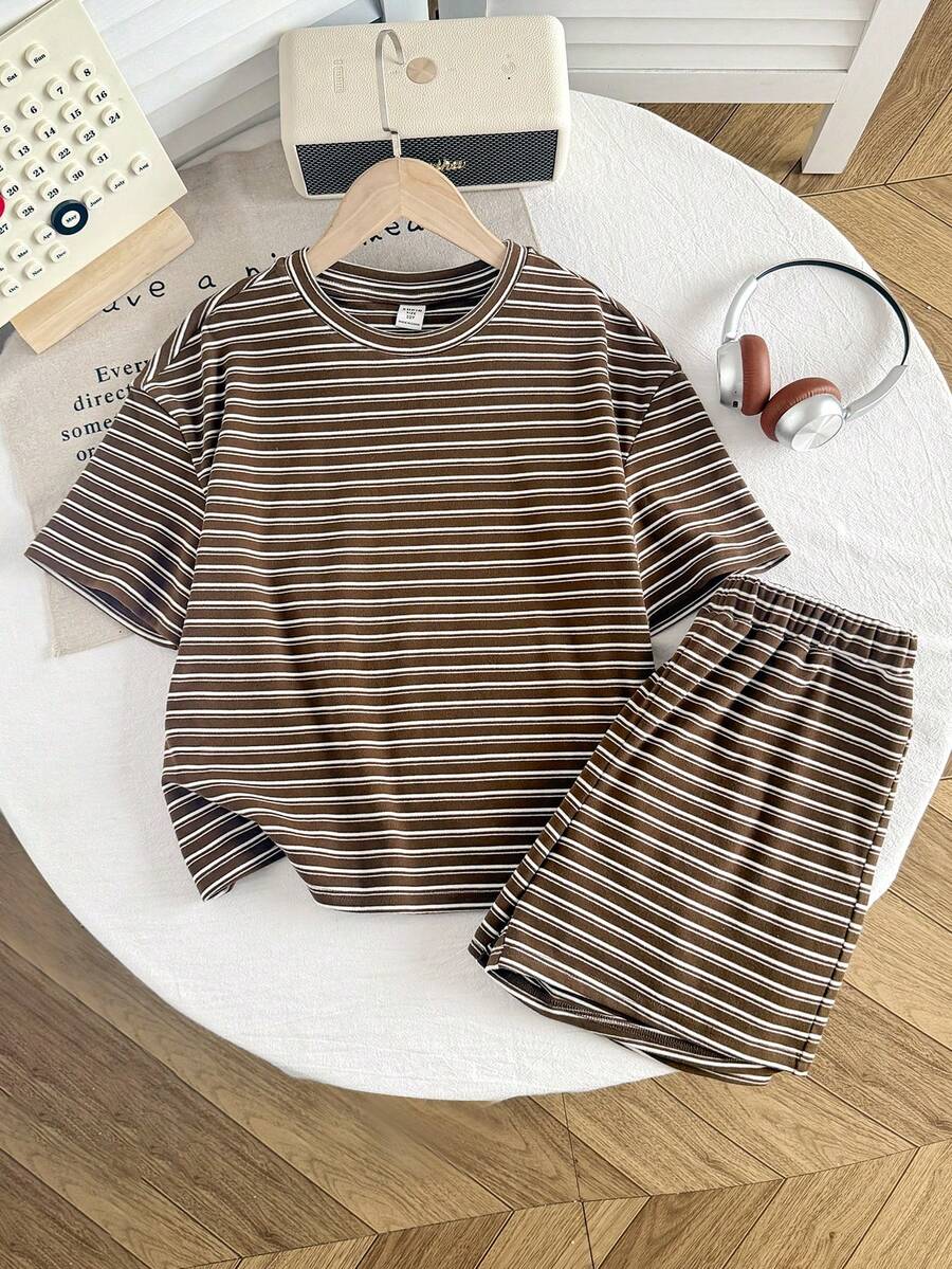 SHEIN Tween Girl Tween Girls Casual Comfortable Loose Round Neck Short Sleeve T-Shirt And Shorts Set - Multicolor - View 1