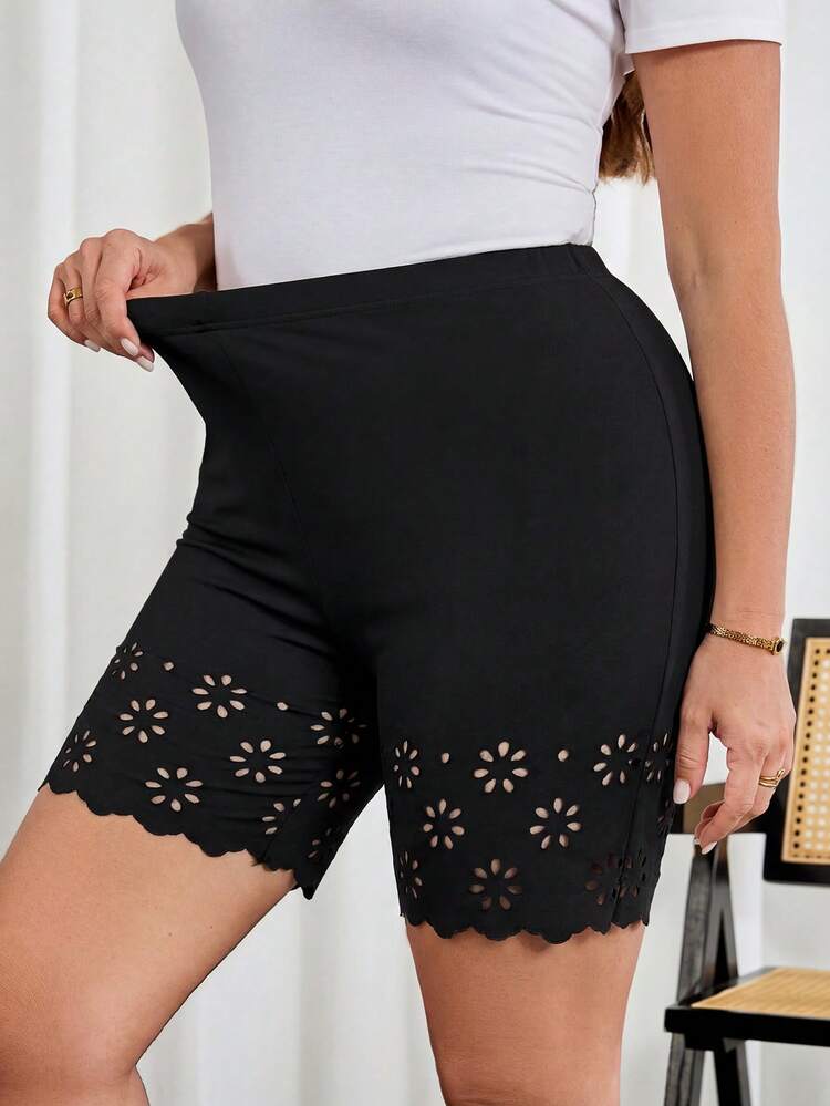 SHEIN Clasi 2pcs/Set Plus Size Women's Leggings,Elegant Black And White Summer Shorts,Casual Everyday Comfortable Daily Wear,High Stretch Carnival Holiday Outfits - Black and White - View 9