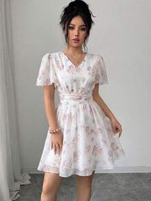 Modelyn Vestido corto con estampado digital fruncido de diseño francés para mujeres - Rosa Fucsia - Ver 4