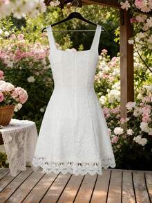 GlowEve 白色方领褶皱纹理荷叶边无袖连衣裙（女款） - 白色 - 查看 2