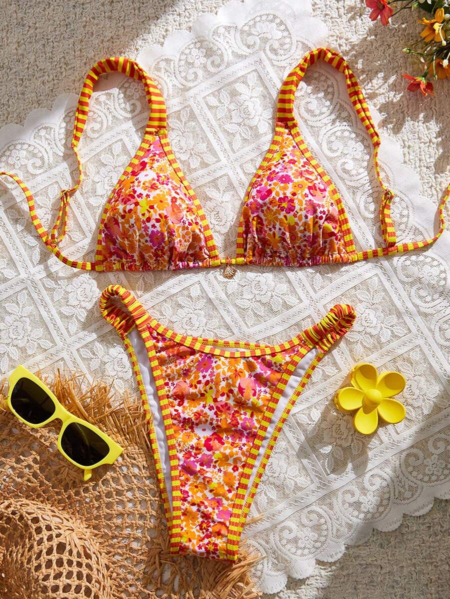 SHEIN Swim Mod Women's 2pcs/Set Summer Cute Random Ditsy Floral V-Neck Tie Top And Triangle Bikini Set Set - Multicolor - View 1