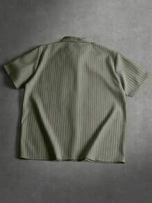 Manfinity Hypemode Men's Striped Utility Pocket Short Sleeve Single-Breasted Shirt - Army Green - View 2