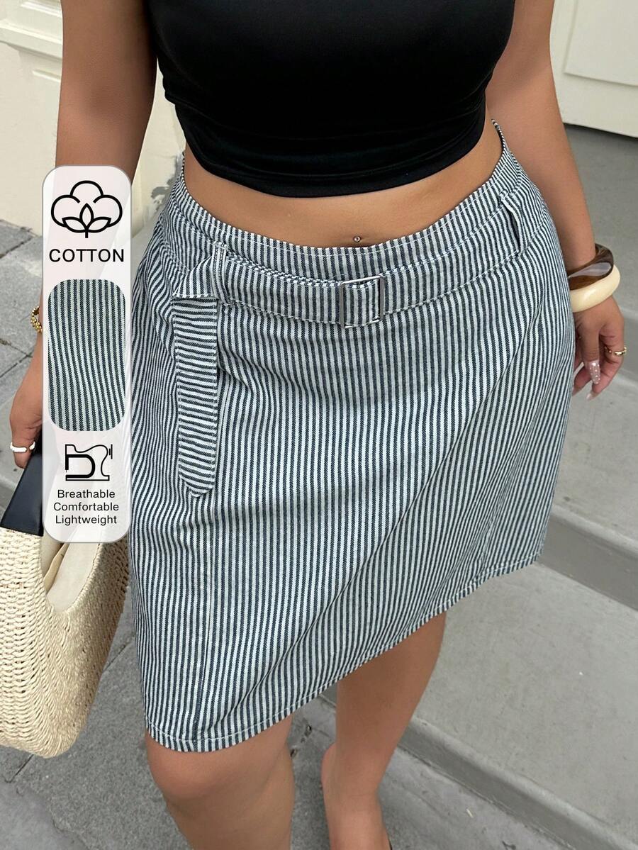 Dazy Plus Striped Casual Belt Accessory Mini Straight Denim Skirt, Commuting Style, Spring/Summer - Blue and White - View 1