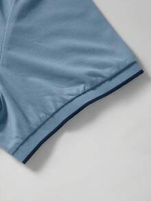 Manfinity Homme 男士大尺碼休閒騎士印花短袖 Polo 衫，藍色夏季高爾夫活動穿搭，老錢風復古街頭風，日常旅行度假禮物，正式場合適用 - 霧霾藍 - 查看 6