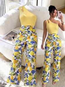 Bộ jumpsuit nữ màu vàng lệch vai, cổ yếm, in họa tiết chanh, thiết kế cạp cao có khóa kéo, ống rộng phối nhiều mảnh. - Nhiều màu - Xem 3