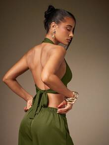 Hauture Women's Sexy Basic Casual Front Metal Closure Detail Going Out Halter Top - Army Green - View 2