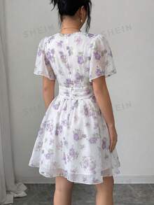 Modelyn Vestido corto con estampado digital fruncido de diseño francés para mujeres - Morado - Ver 2