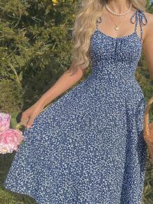 Teen Girls Yellow Woven Floral Print Holiday Leisure Ditsy Floral Print Spaghetti Strap Dress,Pastel Dresses ,Summer Clothes,Sun Dress,Vacation Dress Graduation Suitable For Spring & Summer Daily, Outing, Vacation, Holiday Wear, Stylish Girls, Casual Wear, New Style, Homecoming, Chill Vibe Outfits, Back To School, Girly Style T Shirt - Blue - View 6