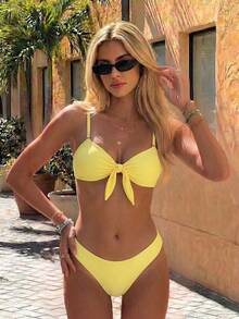 Swim Basics 女士纯色扭纹前吊带性感黄色比基尼套装，非常适合海滩度假 - 黃色 - 查看 1