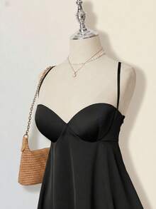 SHEIN ICON 纯色极简性感交叉露背A字迷你连衣裙 - 黑色 - 查看 5
