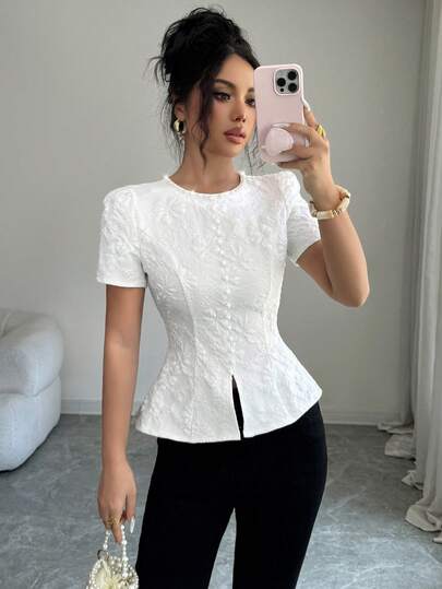 Elenzga Women's Jacquard Fabric New Spring/Summer French Unique Chic High-End Luxurious Elegant Youthful Versatile Elegant Exquisite White Blouse, With Round Collar Pearl Decor, Front Button Placket, Slit Hem Design, Suitable For 20-35+ Women For Gatherings, Parties, Daily Commute, Graduation Season (Random Print)