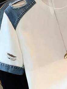 Resyla Authentic Embroidered, Fashionable Denim Effect Round Neck Women T-Shirt, Suitable For Daily And Formal Occasions - White - View 4