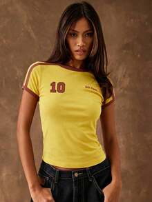 Camiseta corta de manga corta con estampado numérico y de letras, con ribete de contraste, para uso casual, deportivo y diario, verano - Amarillo - Ver 4