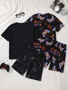 SHEIN 4件套儿童/青少年男童休闲卡通足球图案圆领短袖短裤宽松睡衣套装，夏季 - 彩色 - 查看 4