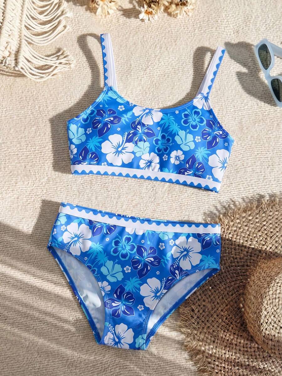 SHEIN 少女沙滩度假印花泳衣套装，浅蓝色花朵两件套，蓝色花朵比基尼套装，女童印花泳衣，蓝色花朵比基尼，柔软舒适