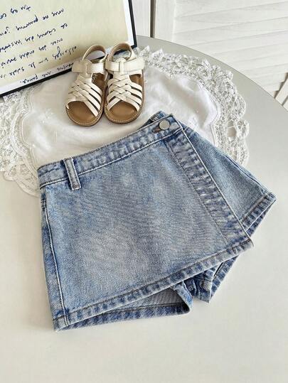 SHEIN Young Girl Black Denim Short Culottes,Kid Girls Spring And Summer Casual Vacation Country Boho Wear, Beach Outfits For Kid Girls,Western Street Wear For Girl,Spring Break Outfits,Rave Outfits Festival Denim Middle Skort,Graduation Outfits,Young Girl Vacay Outfits