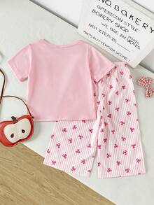 SHEIN Playful Pals 2件套女婴圆领口袋短袖上衣和竖条纹蝴蝶结裤子套装，休闲装，适合户外玩耍或舒适夏季百搭套装 - 粉色 - 查看 3