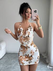 Vestido mini para mujer con escote pronunciado, cuello halter y amarres, de malla con estampado de flores y teñido anudado - Amarillo - Ver 10