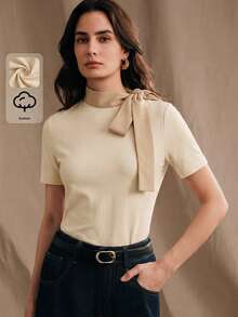 Áo thun nữ Anewsta màu mơ, chất liệu cotton pha 74%, cổ bẻ, thắt eo, tay ngắn, ôm dáng, phối vải denim, kiểu dáng thanh lịch, tối giản, phù hợp mặc hàng ngày hoặc đi làm. - Màu be - Xem 2