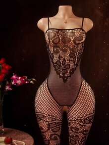 Đồ lót gợi cảm dành cho nữ | Thiết kế cổ yếm hở đáy | Chất liệu nylon và elastane co giãn cao | Lưới đen bóng mượt | Chi tiết khoét rỗng | Co giãn, không xuyên thấu | Có thể giặt tay | Đồ lót dành cho người lớn, thích hợp cho các buổi tiệc rave - màu đen - Xem 3